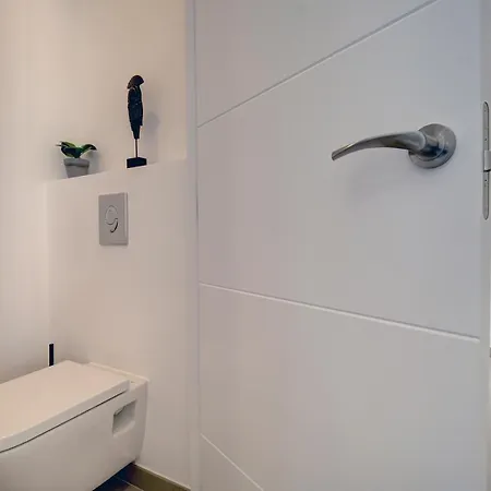 Iberia Boulevard Apartment