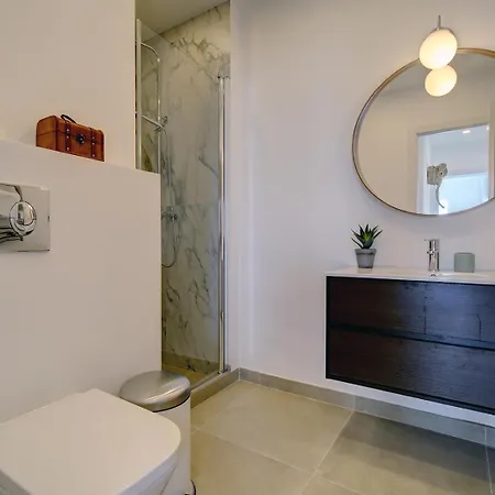 Iberia Boulevard Apartment
